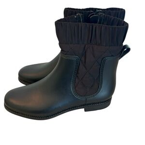 Rubber Black Quilted rain Ankle Boots size 9